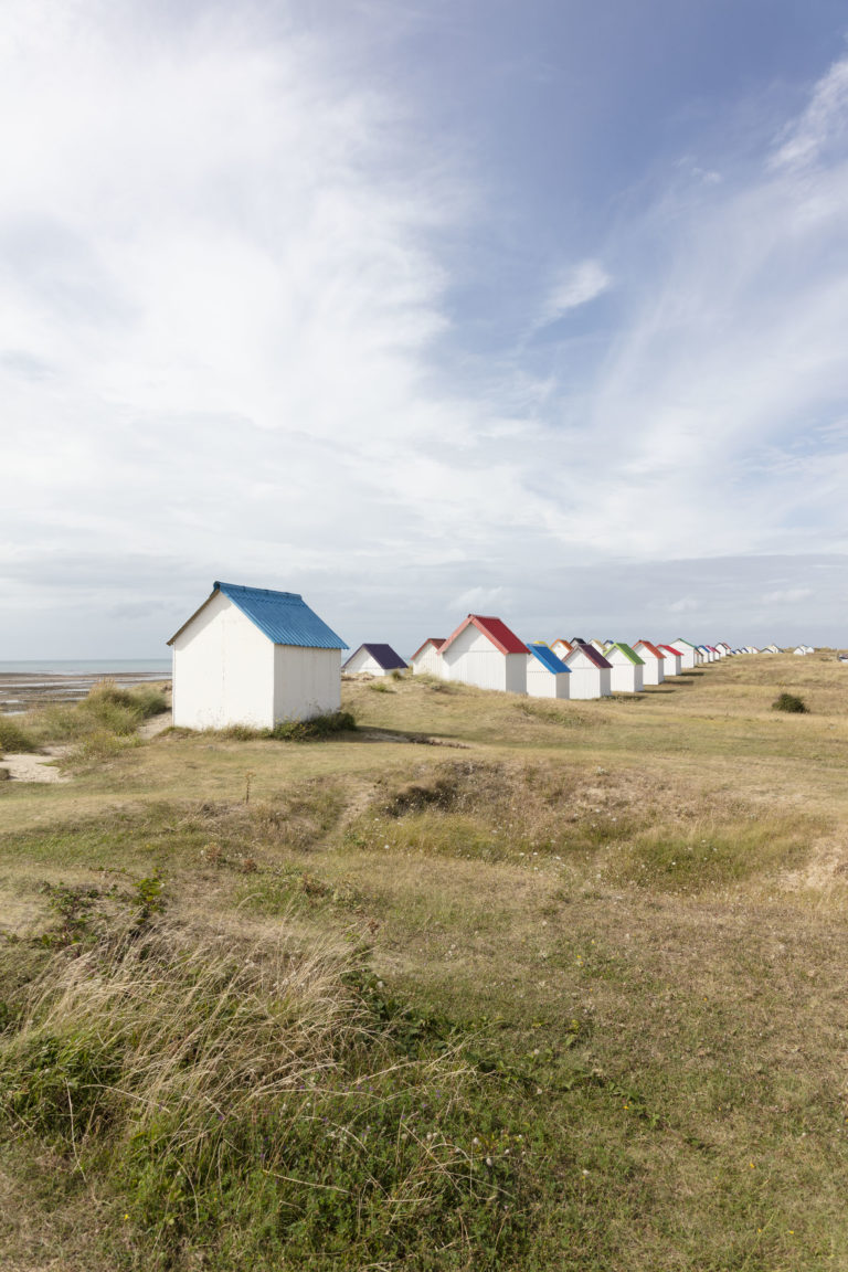 Juillet - Cabanes de plage de Gouville sur Mer (50)